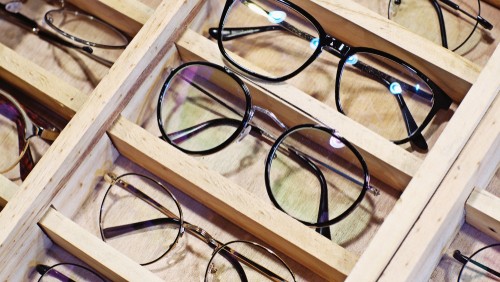 Afinal, como tirar medidas de óculos de grau corretamente? - Blog eÓtica
